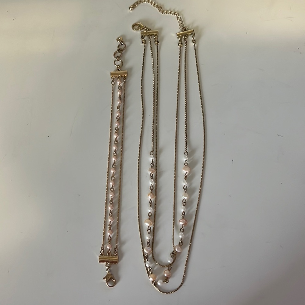 Lauren Conrad Gold and Pearl Necklace Bracelet Set